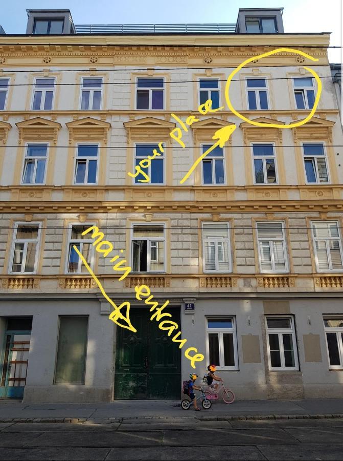 Schubert Park Apartment Near Volksopera Vienna Exterior photo