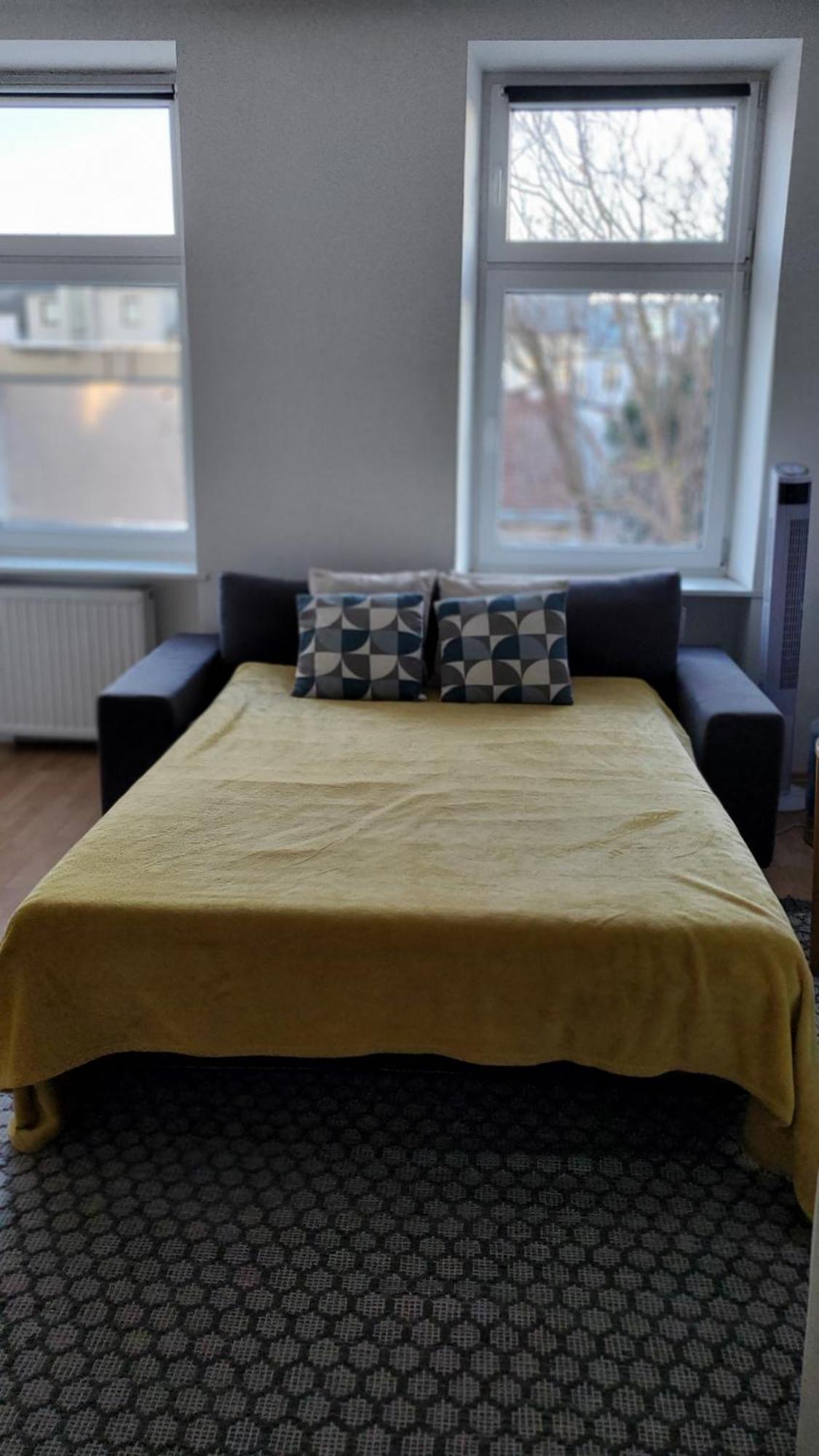 Schubert Park Apartment Near Volksopera Vienna Exterior photo